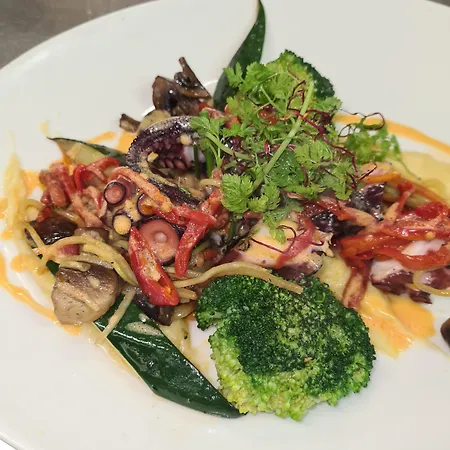 Hotel Restaurant Le Victor Hugo 2*